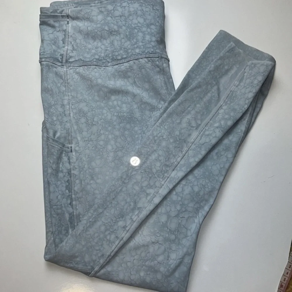Lululemon Fast and Free Tight City Grit White Blue Fog
